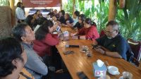 KPU Tabanan menggelar Riung Media bersama sejumlah wartawan yang bertugas di Tabanan, Jumat (26/7/2024). Foto: ist KPU Tabanan menggelar Riung Media bersama sejumlah wartawan yang bertugas di Tabanan, Jumat (26/7/2024). Foto: ist