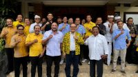 PARA bakal calon Pilkada Serentak 2024 yang direkomendasi Partai Golkar foto bersama di DPD Partai Golkar Bali. Foto: hen PARA bakal calon Pilkada Serentak 2024 yang direkomendasi Partai Golkar foto bersama di DPD Partai Golkar Bali. Foto: hen
