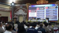 KAPOLDA Bali Irjen Pol. Daniel Adityajaya, menyampaikan Commander Wish Kapolda Bali kepada Pejabat Utama (PJU) dan personel Polda Bali beserta Kapolres Jajaran Polda Bali yang bertempat di Gedung Presisi Polda Bali, Senin (5/8/2024). Foto: ist KAPOLDA Bali Irjen Pol. Daniel Adityajaya, menyampaikan Commander Wish Kapolda Bali kepada Pejabat Utama (PJU) dan personel Polda Bali beserta Kapolres Jajaran Polda Bali yang bertempat di Gedung Presisi Polda Bali, Senin (5/8/2024). Foto: ist