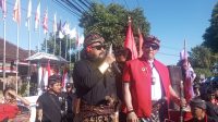 PASANGAN bakal calon I Wayan Kari Subali dan I Ketut Putra Ismaya Jaya yang maju dalam Pilkada Karangasem 2024 melalui jalur independen, mendaftar pada hari terakhir pendaftaran, Kamis (29/8/2024). Foto: ist PASANGAN bakal calon I Wayan Kari Subali dan I Ketut Putra Ismaya Jaya yang maju dalam Pilkada Karangasem 2024 melalui jalur independen, mendaftar pada hari terakhir pendaftaran, Kamis (29/8/2024). Foto: ist