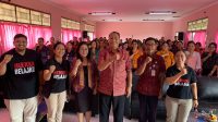 KADISDIKPORA Kota Denpasar, A.A. Gede Wiratama; didampingi Kabid Pembinaan Ketenagaan Disdikpora Kota Denpasar, Ni Made Ayu Agustini, saat membuka workshop peningkatan kompetensi bahasa Inggris bagi guru kelas 1 jenjang SD di lingkungan Kota Denpasar, Sabtu (19/10/2024). Foto: ist KADISDIKPORA Kota Denpasar, A.A. Gede Wiratama; didampingi Kabid Pembinaan Ketenagaan Disdikpora Kota Denpasar, Ni Made Ayu Agustini, saat membuka workshop peningkatan kompetensi bahasa Inggris bagi guru kelas 1 jenjang SD di lingkungan Kota Denpasar, Sabtu (19/10/2024). Foto: ist