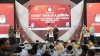 DEBAT ketiga paslon Pilgub NTB 2024 pada Jumat (8/11/2024) malam yang disiarkan langsung oleh TVRI Nasional. Foto: ist DEBAT ketiga paslon Pilgub NTB 2024 pada Jumat (8/11/2024) malam yang disiarkan langsung oleh TVRI Nasional. Foto: ist
