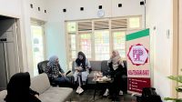 FORUM Jurnalis Perempuan Indonesia (FJPI) Cabang Provinsi NTB diskusi dengan menghadirkan dua narasumber yang membedah visi-misi tiga paslon Pilgub NTB, Sabtu (9/11/2024). Foto: ist FORUM Jurnalis Perempuan Indonesia (FJPI) Cabang Provinsi NTB diskusi dengan menghadirkan dua narasumber yang membedah visi-misi tiga paslon Pilgub NTB, Sabtu (9/11/2024). Foto: ist