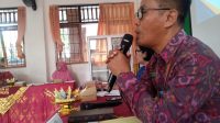 KABID Pembinaan SD Disdikpora Kota Denpasar, I Nyoman Suriawan, saat rapat rutin Kelompok Kerja Kepala Sekolah (K3S) Kecamatan Denpasar Timur, Selasa (12/11/2024). Foto: ist KABID Pembinaan SD Disdikpora Kota Denpasar, I Nyoman Suriawan, saat rapat rutin Kelompok Kerja Kepala Sekolah (K3S) Kecamatan Denpasar Timur, Selasa (12/11/2024). Foto: ist