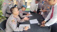 PENGECEKAN senpi dan amunisi bagi anggota Polri jajaran Polres Tabanan yang membawa senpi dinas, Senin (23/12/2024). Foto: ist PENGECEKAN senpi dan amunisi bagi anggota Polri jajaran Polres Tabanan yang membawa senpi dinas, Senin (23/12/2024). Foto: ist
