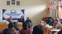 KABID Pembinaan SD Disdikpora Kota Denpasar, I Nyoman Suriawan, saat rapat rutin Kelompok Kerja Kepala Sekolah (K3S) Kecamatan Denpasar Timur di SDN 14 Kesiman pada Jumat (13/12/2024). Foto: ist KABID Pembinaan SD Disdikpora Kota Denpasar, I Nyoman Suriawan, saat rapat rutin Kelompok Kerja Kepala Sekolah (K3S) Kecamatan Denpasar Timur di SDN 14 Kesiman pada Jumat (13/12/2024). Foto: ist