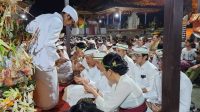 BUPATI Bangli, Sang Nyoman Sedana Arta, memimpin persembahyangan bersama serangkaian Hari Siwaratri di Pura Kehen, Bangli, Senin (27/1/2025). Foto: ist BUPATI Bangli, Sang Nyoman Sedana Arta, memimpin persembahyangan bersama serangkaian Hari Siwaratri di Pura Kehen, Bangli, Senin (27/1/2025). Foto: ist