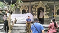 SUASANA di rumah lansia yang diduga tewas tidak wajar di Desa Tianyar Barat, Kecamatan Kubu, Kabupaten Karangasem. Foto: ist SUASANA di rumah lansia yang diduga tewas tidak wajar di Desa Tianyar Barat, Kecamatan Kubu, Kabupaten Karangasem. Foto: ist
