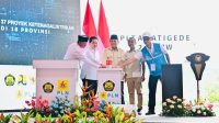 PERESMIAN 37 proyek strategis ketenagalistrikan di 18 Provinsi oleh Presiden Republik Indonesia, Prabowo Subianto (tengah) pada Senin (20/1/2025) bertempat di PLTA Jatigede, Kabupaten Sumedang, Jawa Barat. Foto: ist PERESMIAN 37 proyek strategis ketenagalistrikan di 18 Provinsi oleh Presiden Republik Indonesia, Prabowo Subianto (tengah) pada Senin (20/1/2025) bertempat di PLTA Jatigede, Kabupaten Sumedang, Jawa Barat. Foto: ist