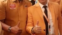 WASEKJEN DPP MKGR Dewa Made Widiasa Nida (kiri) bersama Ketum MKGR Adies Kadir saat Rakernas MKGR di Hotel Shangrila, Sabtu (18/1/2025). Foto: ist WASEKJEN DPP MKGR Dewa Made Widiasa Nida (kiri) bersama Ketum MKGR Adies Kadir saat Rakernas MKGR di Hotel Shangrila, Sabtu (18/1/2025). Foto: ist