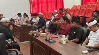 RAPAT koordinasi Pasikian Yowana Majelis Desa Adat (MDA) Provinsi Bali di Kantor Majelis Desa Adat Provinsi Bali pada Senin (24/2/2025). Foto: ist RAPAT koordinasi Pasikian Yowana Majelis Desa Adat (MDA) Provinsi Bali di Kantor Majelis Desa Adat Provinsi Bali pada Senin (24/2/2025). Foto: ist
