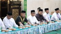 WALI Kota Denpasar Jaya Negara bersama Wawali Agus Arya Wibawa, Kapolresta Kombes Pol. Muhamad Iqbal Simatupang serta Sekda Alit Wiradana saat menghadiri Buka Puasa Bersama di Masjid Darul Huda. Foto: ist WALI Kota Denpasar Jaya Negara bersama Wawali Agus Arya Wibawa, Kapolresta Kombes Pol. Muhamad Iqbal Simatupang serta Sekda Alit Wiradana saat menghadiri Buka Puasa Bersama di Masjid Darul Huda. Foto: ist