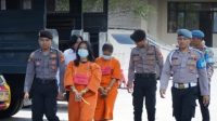 TERSANGKA penganiayaan, GAP dan PDP kini ditahan di Polres Klungkung. Foto: ist TERSANGKA penganiayaan, GAP dan PDP kini ditahan di Polres Klungkung. Foto: ist