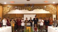 BPMP BALI GIANYAR DALAM rangka mewujudkan Sistem Penerimaan Murid Baru (SPMB) yang objektif, transparan, akuntabel, berkeadilan dan tanpa diskriminasi, BPMP Provinsi Bali mengundang pemangku kepentingan di Kabupaten Gianyar untuk melaksanakan Deklarasi SPMB tahun ajaran 2025/2026, pada Kamis (8/5/2025). Foto: ist