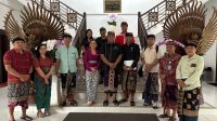 KETUA DPRD Karangasem, I Wayan Suastika, saat menerima audiensi pengurus KONI Karangasem, Kamis (22/5/2025). Foto: ist KETUA DPRD Karangasem, I Wayan Suastika, saat menerima audiensi pengurus KONI Karangasem, Kamis (22/5/2025). Foto: ist