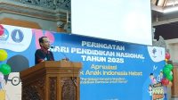 KEPALA BPMP Provinsi Bali, I Made Alit Dwitama, saat acara penganugerahan Apresiasi Semarak Anak Indonesia Hebat serangkaian peringatan Hari Pendidikan Nasional (Hardiknas) Tahun 2025 di Graha Sarwa Guna I BPMP Provinsi Bali pada Senin (5/5/2025). Foto: ist KEPALA BPMP Provinsi Bali, I Made Alit Dwitama, saat acara penganugerahan Apresiasi Semarak Anak Indonesia Hebat serangkaian peringatan Hari Pendidikan Nasional (Hardiknas) Tahun 2025 di Graha Sarwa Guna I BPMP Provinsi Bali pada Senin (5/5/2025). Foto: ist