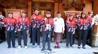 WAKIL Wali Kota Denpasar, I Kadek Agus Arya Wibawa, saat melepas Kontingen Denpasar dalam ajang Pekan Olahraga Pelajar (Porjar) Provinsi Bali tahun 2025, Rabu (28/5/2025) di halaman Kantor Wali Kota Denpasar. Foto: ist WAKIL Wali Kota Denpasar, I Kadek Agus Arya Wibawa, saat melepas Kontingen Denpasar dalam ajang Pekan Olahraga Pelajar (Porjar) Provinsi Bali tahun 2025, Rabu (28/5/2025) di halaman Kantor Wali Kota Denpasar. Foto: ist