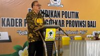 SUGAWA Korry saat membuka pendidikan politik kader Partai Golkar Bali, Sabtu (14/6/2025). Foto: ist SUGAWA Korry saat membuka pendidikan politik kader Partai Golkar Bali, Sabtu (14/6/2025). Foto: ist