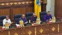 WAKIL Ketua I DPRD Bali, Disel Astawa (dua kiri) saat memimpin rapat paripurna DPRD Bali di Gedung Wiswa Sabha Kantor Gubernur Bali, Senin (30/6/2025). Foto: Hen WAKIL Ketua I DPRD Bali, Disel Astawa (dua kiri) saat memimpin rapat paripurna DPRD Bali di Gedung Wiswa Sabha Kantor Gubernur Bali, Senin (30/6/2025). Foto: Hen