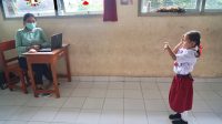 PEMKAB Klungkung memberi Program Cek Kesehatan Gratis (CKG) untuk para siswa SD, SMP sampai SMA di Klungkung. Foto: ist PEMKAB Klungkung memberi Program Cek Kesehatan Gratis (CKG) untuk para siswa SD, SMP sampai SMA di Klungkung. Foto: ist