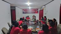 JAJARAN DPC dan PAC PDIP se-Kota Mataran saat menggelar rapat lengkap, Rabu (27/8/2025) malam. Foto: ist JAJARAN DPC dan PAC PDIP se-Kota Mataran saat menggelar rapat lengkap, Rabu (27/8/2025) malam. Foto: ist