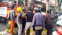 WARGA antre untuk mendapatkan elpiji isi 3 kg, biasa disebut gas melon, di Kelurahan Kawan, Kecamatan Bangli, Rabu (13/8/2025). Foto: ist WARGA antre untuk mendapatkan elpiji isi 3 kg, biasa disebut gas melon, di Kelurahan Kawan, Kecamatan Bangli, Rabu (13/8/2025). Foto: ist