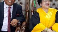 KETUA DPD PDIP NTB, Rachmat Hidayat (kiri), saat bersama Ketua Umum Megawati Soekarnoputri. Foto: ist KETUA DPD PDIP NTB, Rachmat Hidayat (kiri), saat bersama Ketua Umum Megawati Soekarnoputri. Foto: ist