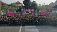KONTINGAN Porprov Bali dari Kabupaten Klungkung resmi dilepas Bupati Klungkung, Made Satria, di depan Monumen Ida Dewa Agung Jambe, Minggu (24/8/2025) pagi. Foto: ist KONTINGAN Porprov Bali dari Kabupaten Klungkung resmi dilepas Bupati Klungkung, Made Satria, di depan Monumen Ida Dewa Agung Jambe, Minggu (24/8/2025) pagi. Foto: ist