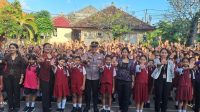 KASAT Binmas Polresta Denpasar, AKP Gede Endrawan, saat giat ceramah bertajuk “Polisi Sahabat Sekolah” di SDN 5 Peguyangan, Denpasar Utara, Selasa (5/8/2025). Foto: ist KASAT Binmas Polresta Denpasar, AKP Gede Endrawan, saat giat ceramah bertajuk “Polisi Sahabat Sekolah” di SDN 5 Peguyangan, Denpasar Utara, Selasa (5/8/2025). Foto: ist