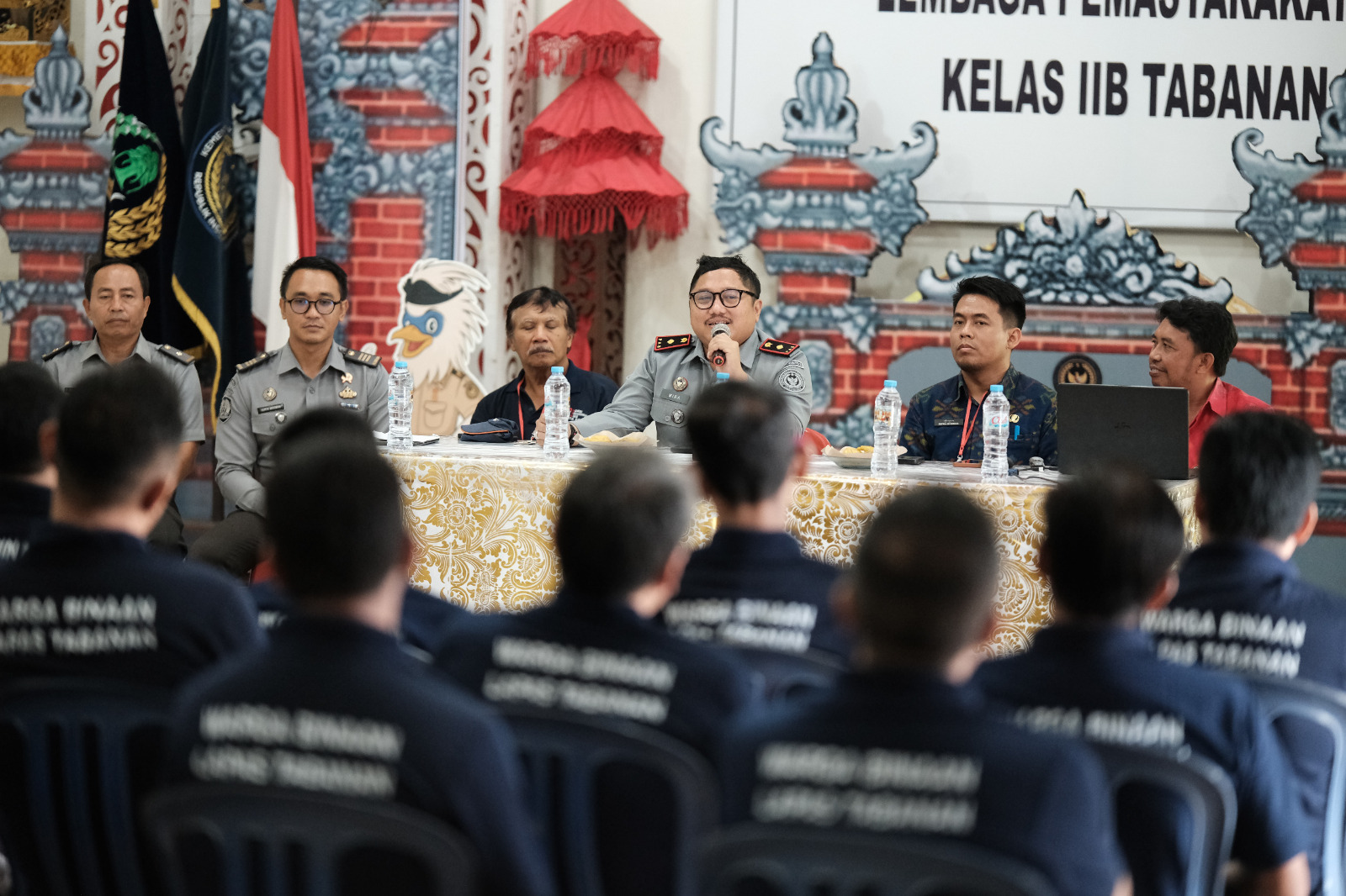 WARGA Binaan Lapas Kelas IIB Tabanan mengikuti kegiatan sosialisasi HIV/AIDS, yang dilaksanakan di Aula Candra Prabhawa Lapas Tabanan, Selasa (30/9/2025). Foto: ist