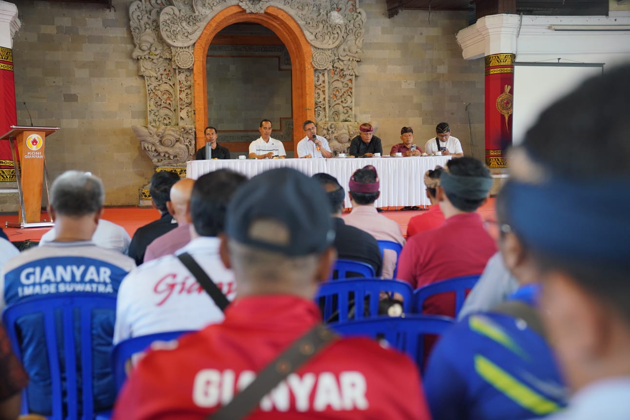 RAPAT evaluasi terhadap cabor dan ofisial yang turut bertanding dalam Porprov Bali XVI 2025, Kamis (25/9/2025) di Balai Budaya Gianyar. Foto: ist