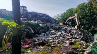 PASCABANJIR di Tabanan dan sekitarnya menyebabkan volume sampah yang masuk ke TPA Mandung mengalami peningkatan signifikan hingga 60 persen. Foto: ist PASCABANJIR di Tabanan dan sekitarnya menyebabkan volume sampah yang masuk ke TPA Mandung mengalami peningkatan signifikan hingga 60 persen. Foto: ist