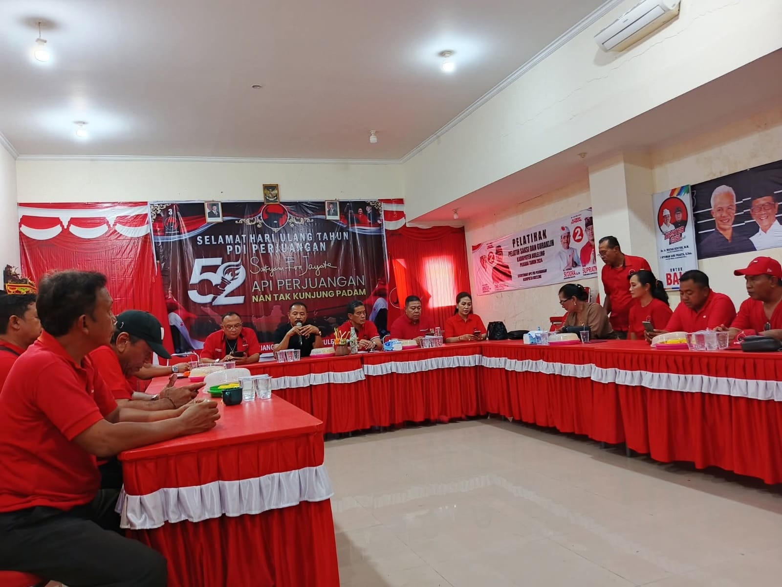 RAPAT internal DPC PDIP Buleleng. Foto: ist