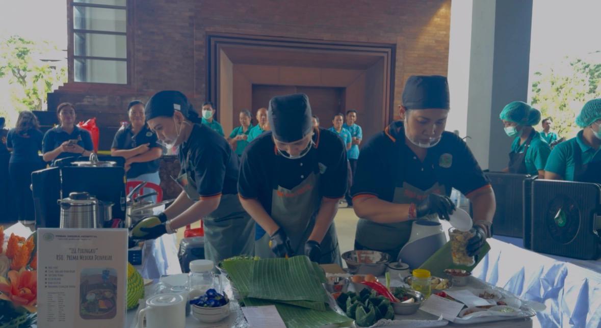 DINAS Kesehatan Kota Denpasar menggelar Lomba Masak Menu “Isi Piringku” Antar-Rumah Sakit se-Kota Denpasar, di Gedung Dharma Negara Alaya Kota Denpasar pada Jumat (7/11/2025). Foto: ist