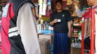 POLSEK Payangan melaksanakan operasi yustisi sidak penduduk pendatang di wilayah Desa Melinggih, Payangan. Foto: ist POLSEK Payangan melaksanakan operasi yustisi sidak penduduk pendatang di wilayah Desa Melinggih, Payangan. Foto: ist