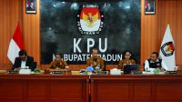 JAJARAN komisioner KPU Badung saat rapat pleno PDPB triwulan IV 2025 di Ruang Nayakottama, Gedung Graha Pemilu Alaya Giri Nata, Denpasar, Senin (8/12/2025). Foto: ist JAJARAN komisioner KPU Badung saat rapat pleno PDPB triwulan IV 2025 di Ruang Nayakottama, Gedung Graha Pemilu Alaya Giri Nata, Denpasar, Senin (8/12/2025). Foto: ist