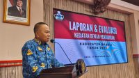SEKDA Bangli, I Dewa Bagus Riana Putra, membuka acara Laporan dan Evaluasi Kegiatan Dewan Pendidikan Kabupaten Bangli Tahun 2025, Rabu (17/12/2025). Foto: ist SEKDA Bangli, I Dewa Bagus Riana Putra, membuka acara Laporan dan Evaluasi Kegiatan Dewan Pendidikan Kabupaten Bangli Tahun 2025, Rabu (17/12/2025). Foto: ist