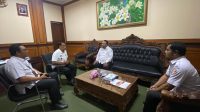 BAWASLU Badung saat berdialog dengan Pemerintah Desa Ungasan dan Kelurahan Jimbaran dalam kegiatan Konsolidasi Demokrasi, Rabu (28/1/2026). Foto: ist BAWASLU Badung saat berdialog dengan Pemerintah Desa Ungasan dan Kelurahan Jimbaran dalam kegiatan Konsolidasi Demokrasi, Rabu (28/1/2026). Foto: ist