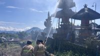 DIDUGA kena ledakan kembang api, meru tumpang 3 Pura Puseh, Desa Adat Kintamani di Banjar Jayamaruti, Desa Kintamani, Bangli, terbakar pada Jumat (2/1/2026). Foto: ist DIDUGA kena ledakan kembang api, meru tumpang 3 Pura Puseh, Desa Adat Kintamani di Banjar Jayamaruti, Desa Kintamani, Bangli, terbakar pada Jumat (2/1/2026). Foto: ist