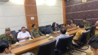 KOMISI IV DPRD Karangasem melakukan inspeksi ke Dinas Pendidikan kepemudaan dan Olahraga (Disdikpora) untuk mencari solusi kekurangan guru dan kekosongan jabatan kepala sekolah di jenjang SD serta SMP di Kabupaten Karangasem, Senin (26/1/2026). Foto: ist KOMISI IV DPRD Karangasem melakukan inspeksi ke Dinas Pendidikan kepemudaan dan Olahraga (Disdikpora) untuk mencari solusi kekurangan guru dan kekosongan jabatan kepala sekolah di jenjang SD serta SMP di Kabupaten Karangasem, Senin (26/1/2026). Foto: ist