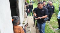 KOMISIONER Wayan Wirka saat berdialog dengan warga Desa Sulangai, Kecamatan Petang, Kabupaten Badung, Rabu (28/1/2026) untuk memperkuat pengawasan pemutakhiran data pemilih berkelanjutan. Foto: ist KOMISIONER Wayan Wirka saat berdialog dengan warga Desa Sulangai, Kecamatan Petang, Kabupaten Badung, Rabu (28/1/2026) untuk memperkuat pengawasan pemutakhiran data pemilih berkelanjutan. Foto: ist