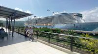 KEDATANGAN Ovation of the Seas di Pelabuhan Gili Mas, Lembar, dengan ribuan penumpang seolah membawa angin segar bagi pariwisata NTB, Jumat (2/1/2026). Foto: ist KEDATANGAN Ovation of the Seas di Pelabuhan Gili Mas, Lembar, dengan ribuan penumpang seolah membawa angin segar bagi pariwisata NTB, Jumat (2/1/2026). Foto: ist