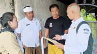 KETUA Bawaslu Badung, Wayan Semara Cipta (kanan) saat uji petik PDPB khusus pensiunan anggota Polri, Rabu (18/2/2026). Foto: ist KETUA Bawaslu Badung, Wayan Semara Cipta (kanan) saat uji petik PDPB khusus pensiunan anggota Polri, Rabu (18/2/2026). Foto: ist