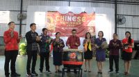 SEKERTARIS Daerah Kota Denpasar, I Gusti Ngurah Eddy Mulya membuka Perayaan Chinese New Year di SMP PGRI 8 Denpasar dengan pemukulan Tambur. Foto: ist SEKERTARIS Daerah Kota Denpasar, I Gusti Ngurah Eddy Mulya membuka Perayaan Chinese New Year di SMP PGRI 8 Denpasar dengan pemukulan Tambur. Foto: ist