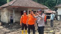PENCARIAN korban terseret banjir bandang di Desa Banjar, Kecamatan Banjar, Kabupaten Buleleng, Minggu (8/3/2026). Foto: ist PENCARIAN korban terseret banjir bandang di Desa Banjar, Kecamatan Banjar, Kabupaten Buleleng, Minggu (8/3/2026). Foto: ist