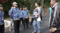 BUPATI Karangasem, I Gusti Putu Parwata, melakukan monitoring dan evaluasi (monev) ke dua ruas jalan strategis di Kecamatan Kubu, Rabu (20/5/2026). Foto: ist BUPATI Karangasem, I Gusti Putu Parwata, melakukan monitoring dan evaluasi (monev) ke dua ruas jalan strategis di Kecamatan Kubu, Rabu (20/5/2026). Foto: ist