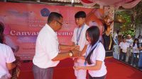KEPALA SMPN 7 Denpasar, I Wayan Sugianta, saat melepas siswa kelas IX angkatan ke-41 pada Senin (25/5/2026). Foto: ist KEPALA SMPN 7 Denpasar, I Wayan Sugianta, saat melepas siswa kelas IX angkatan ke-41 pada Senin (25/5/2026). Foto: ist