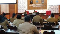 DISDIKPORA Kota Denpasar saat menyosialisasikan juknis SPMB 2026 dengan menghadirkan kepala SMP negeri dan pengurus komite sekolah. Foto: ist DISDIKPORA Kota Denpasar saat menyosialisasikan juknis SPMB 2026 dengan menghadirkan kepala SMP negeri dan pengurus komite sekolah. Foto: ist