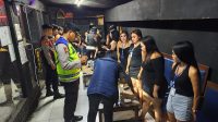 INSPEKSI mendadak (sidak) di sejumlah tempat hiburan malam di wilayah hukum Polres Gianyar, Rabu (27/5/2026) malam. Foto: ist INSPEKSI mendadak (sidak) di sejumlah tempat hiburan malam di wilayah hukum Polres Gianyar, Rabu (27/5/2026) malam. Foto: ist