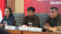 ANGGOTA KPU RI Divisi Teknis Penyelenggaraan, Idham Holik (kiri); dan Ketua KPU Bali, I Dewa Agung Gede Lidartawan, dalam Rapat Koordinasi Pelaksanaan Pemutakhiran Data Partai Politik Berkelanjutan melalui Sipol Semester I Tahun 2026 yang digelar di kantor KPU Bali, Jumat (19/6/2026). Foto: ist ANGGOTA KPU RI Divisi Teknis Penyelenggaraan, Idham Holik (kiri); dan Ketua KPU Bali, I Dewa Agung Gede Lidartawan, dalam Rapat Koordinasi Pelaksanaan Pemutakhiran Data Partai Politik Berkelanjutan melalui Sipol Semester I Tahun 2026 yang digelar di kantor KPU Bali, Jumat (19/6/2026). Foto: ist
